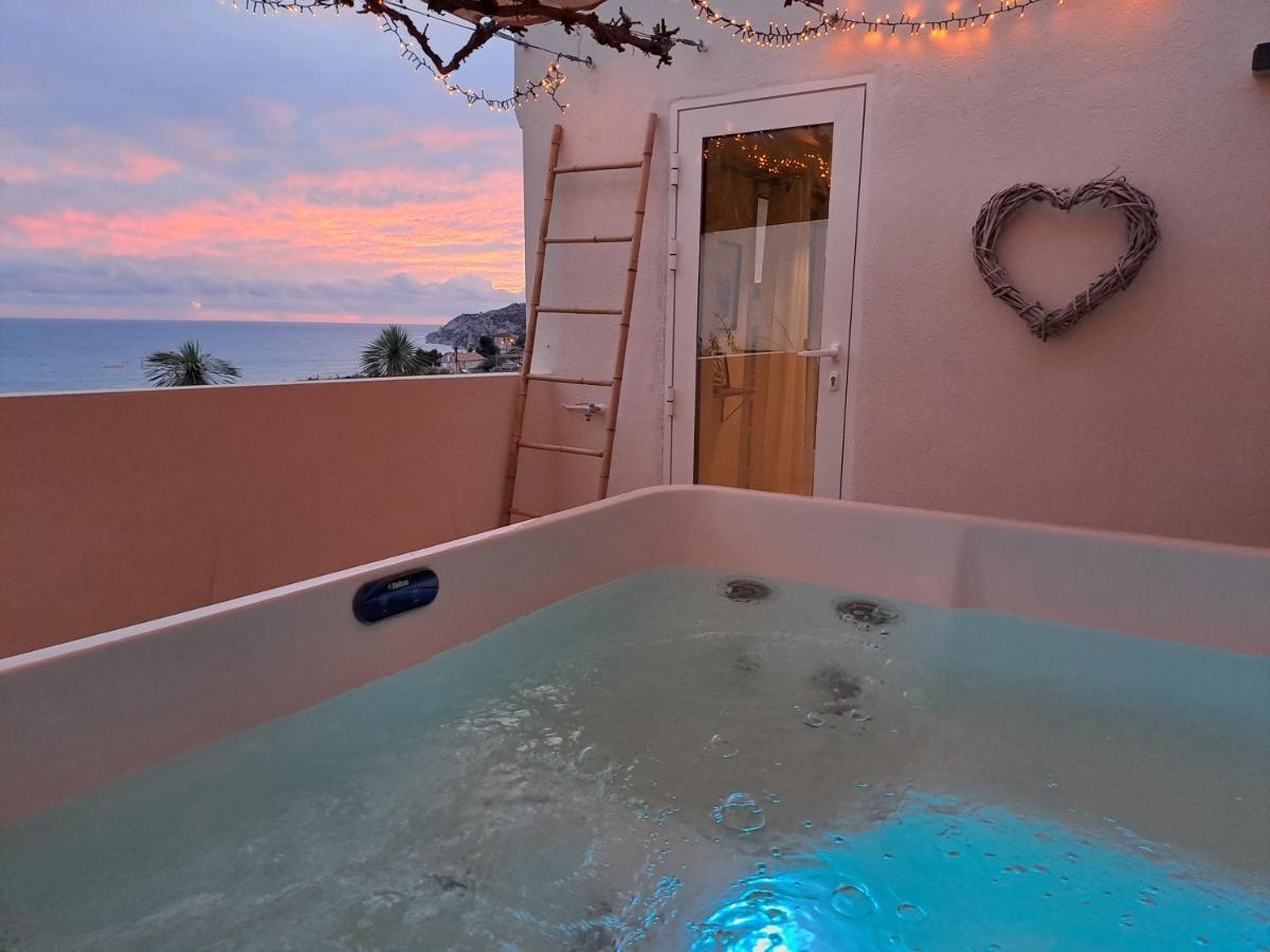 Les Suites Love 3 Spa Vue Mer Piscine 马赛 外观 照片