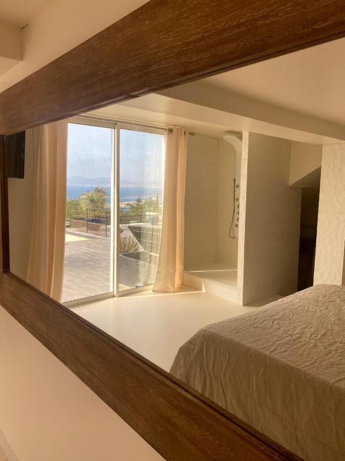 Les Suites Love 3 Spa Vue Mer Piscine 马赛 外观 照片