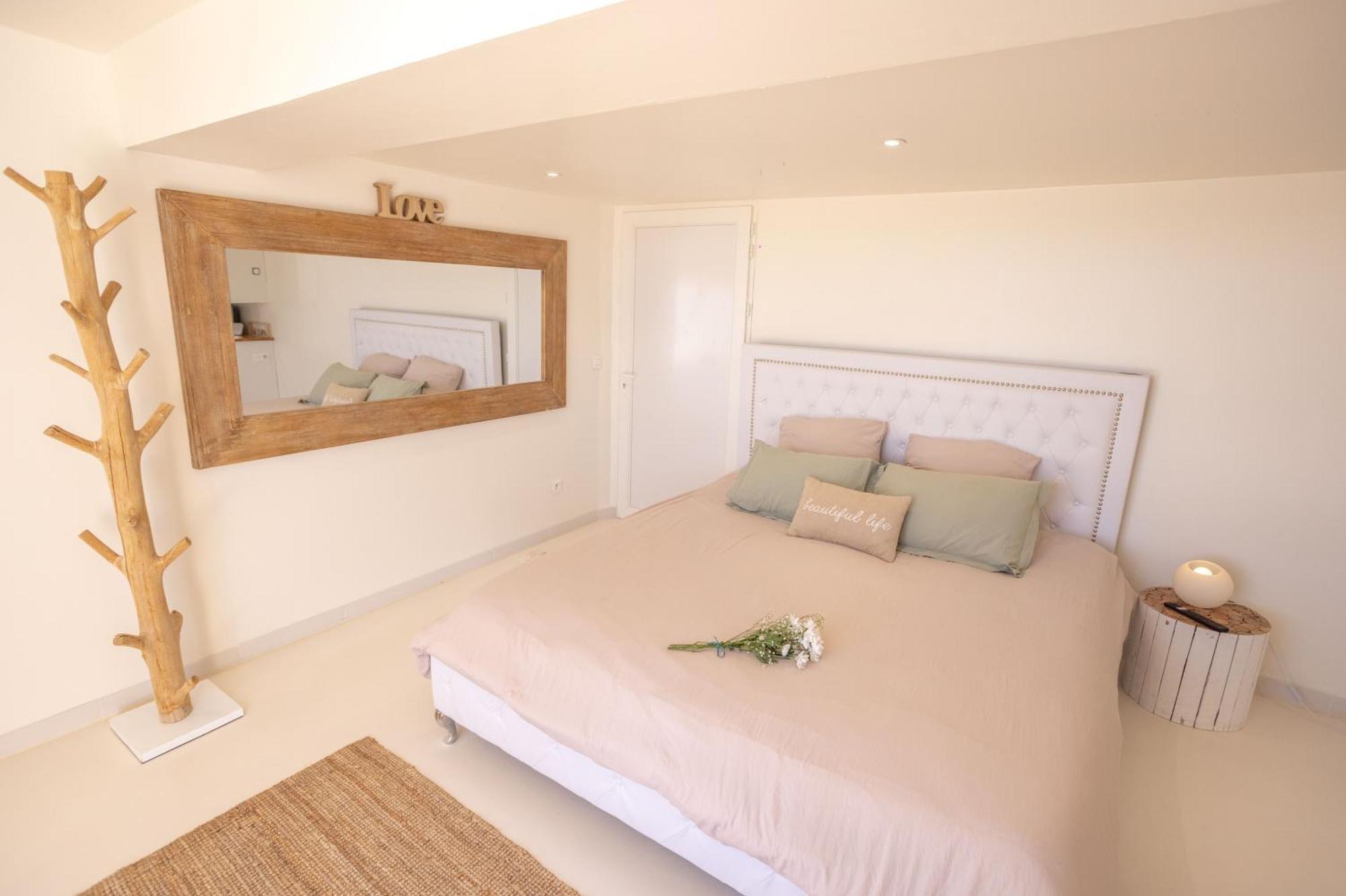 Les Suites Love 3 Spa Vue Mer Piscine 马赛 外观 照片