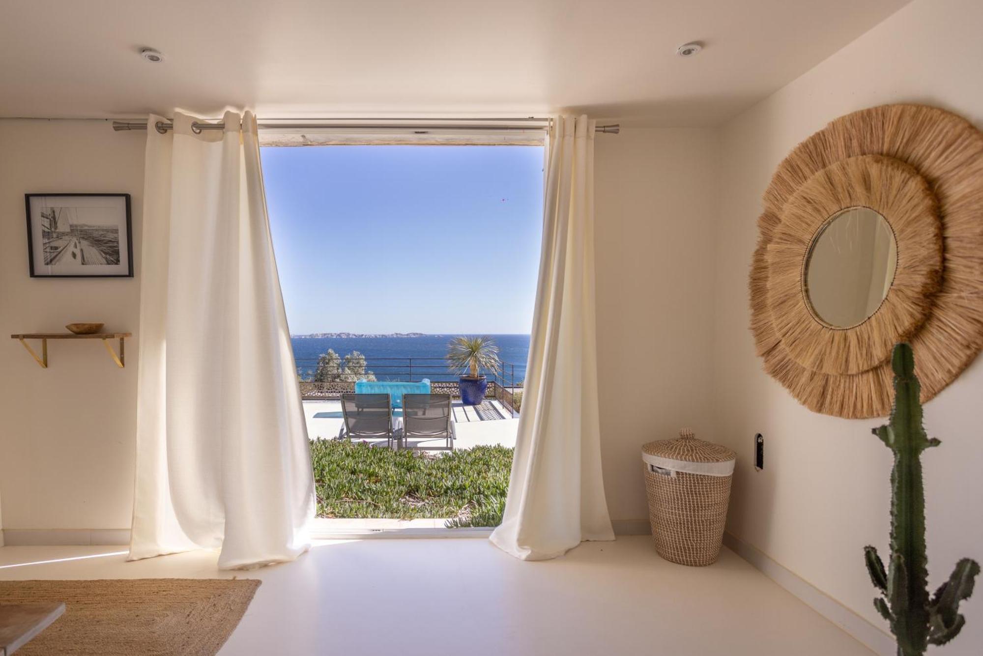 Les Suites Love 3 Spa Vue Mer Piscine 马赛 外观 照片